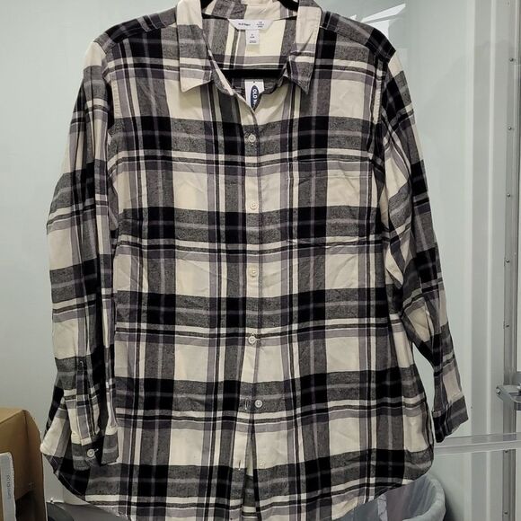 Old navy 2X flannel top - Picture 1 of 4